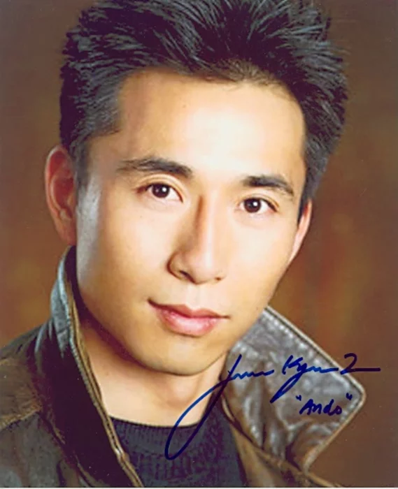 James Kyson Lee autograph