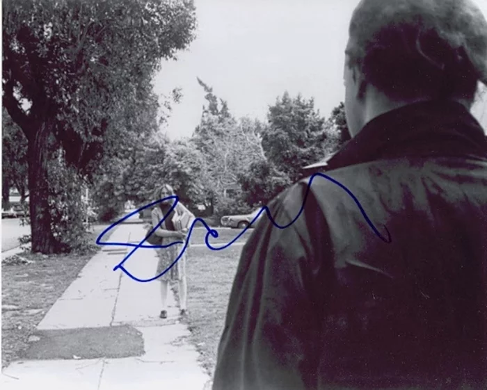 Jamie Lee Curtis autograph