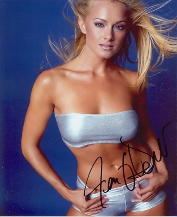 Jennifer O'Dell autograph