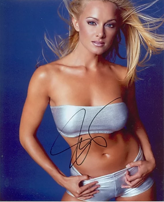 Jennifer O'Dell autograph