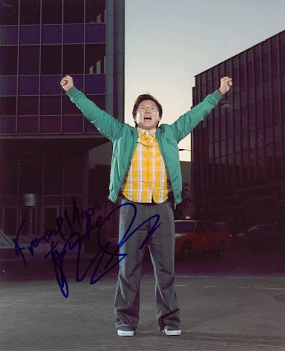 Masi Oka autograph