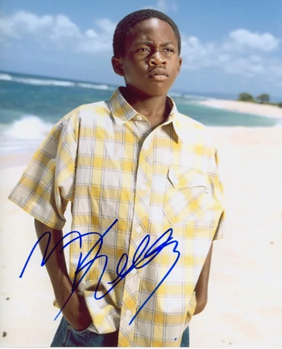 Malcolm David Kelley autograph