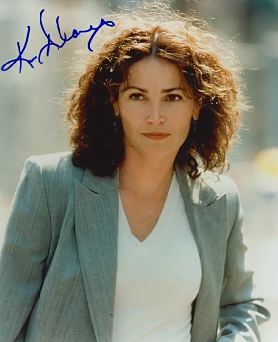 Kim Delaney autograph