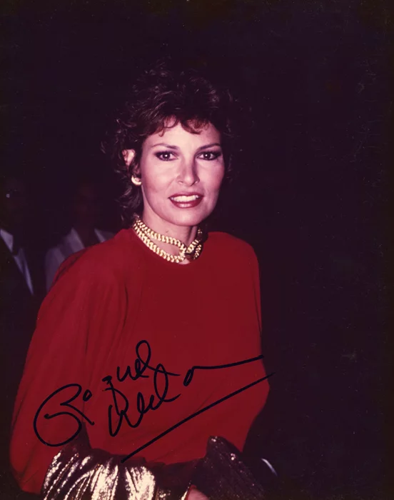 Raquel Welch autograph