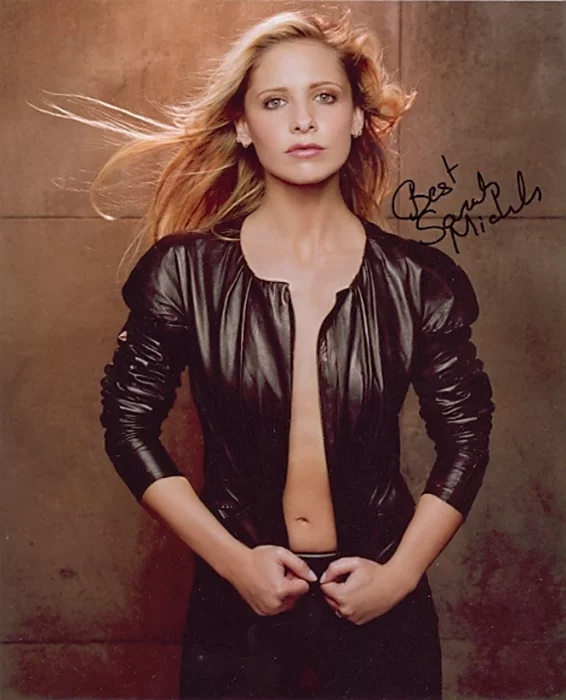 Sarah Michelle Gellar autograph