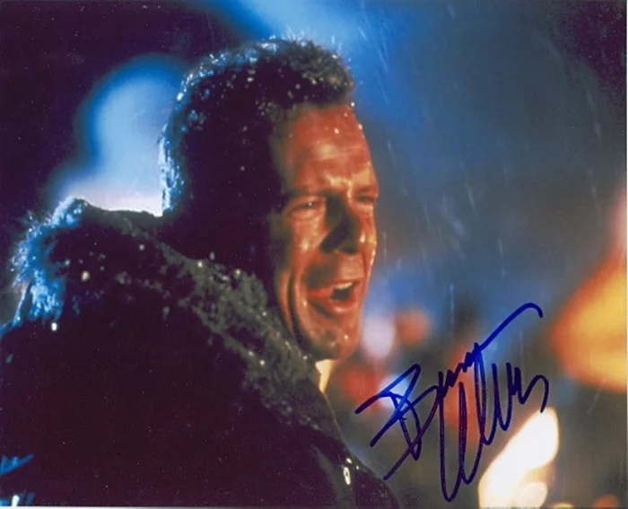 Bruce Willis autograph