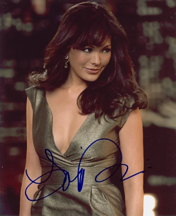 Lindsay Price autograph