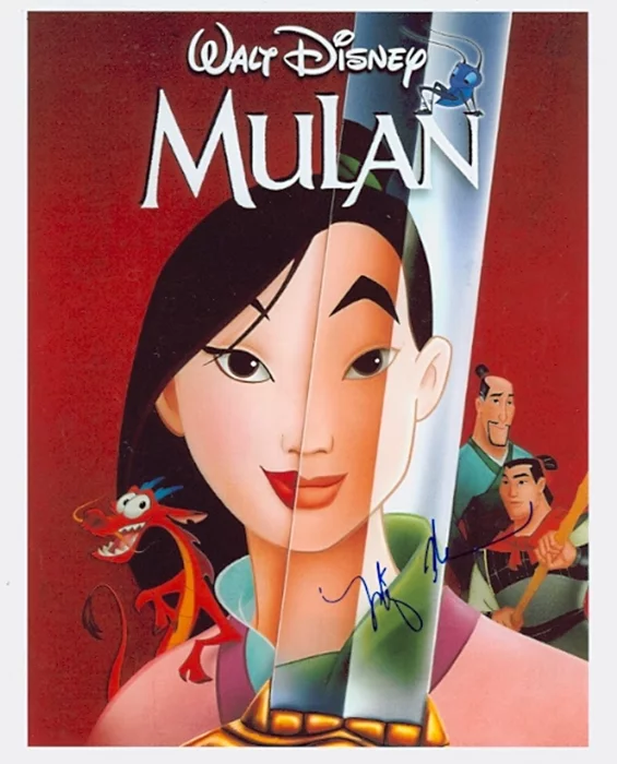 Ming-Na Wen autograph