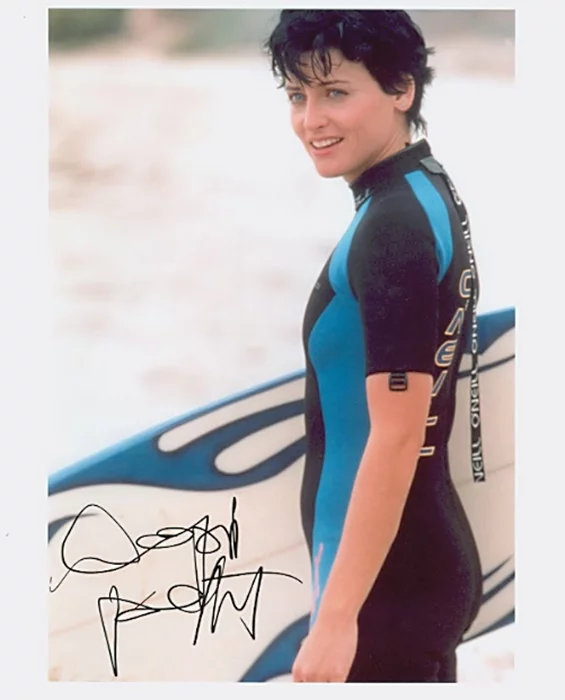 Lori Petty autograph