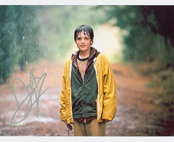 Josh Hutcherson autograph