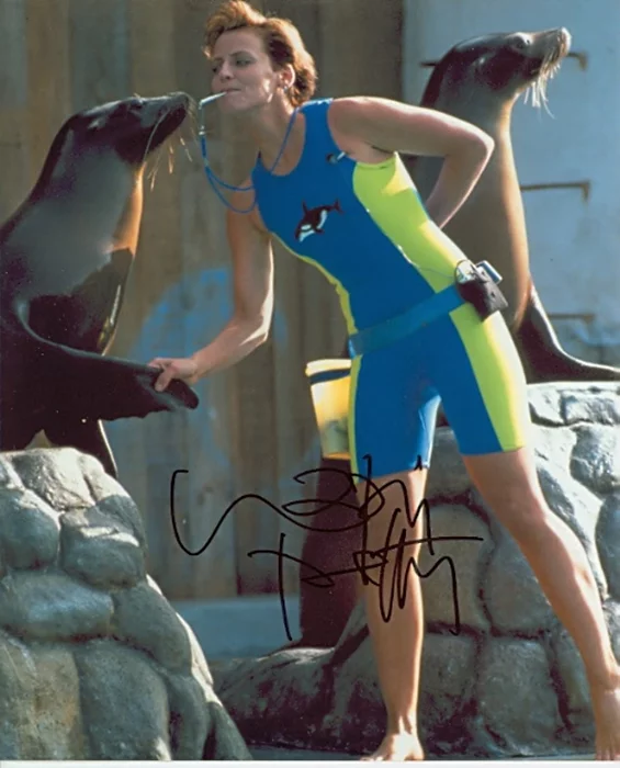 Lori Petty autograph
