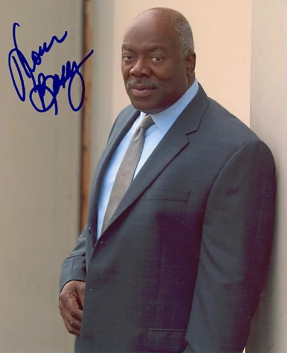 Thom Barry autograph