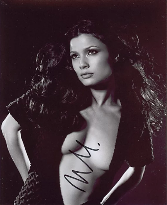 Natassia Malthe autograph