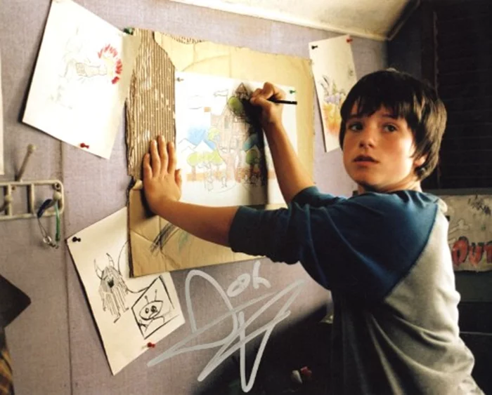 Josh Hutcherson autograph