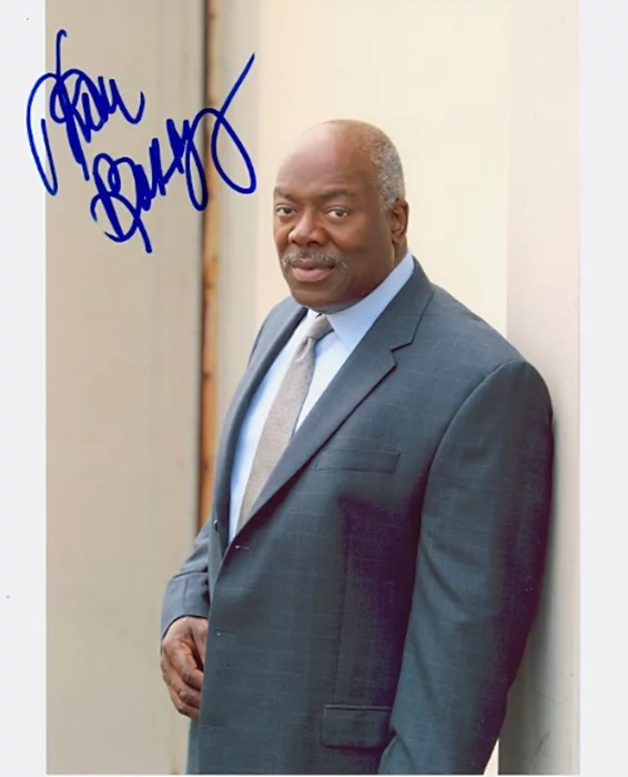 Thom Barry autograph