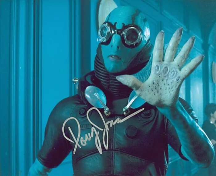 Doug Jones autograph