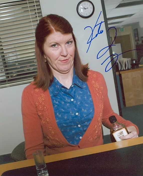 Kate Flannery autograph