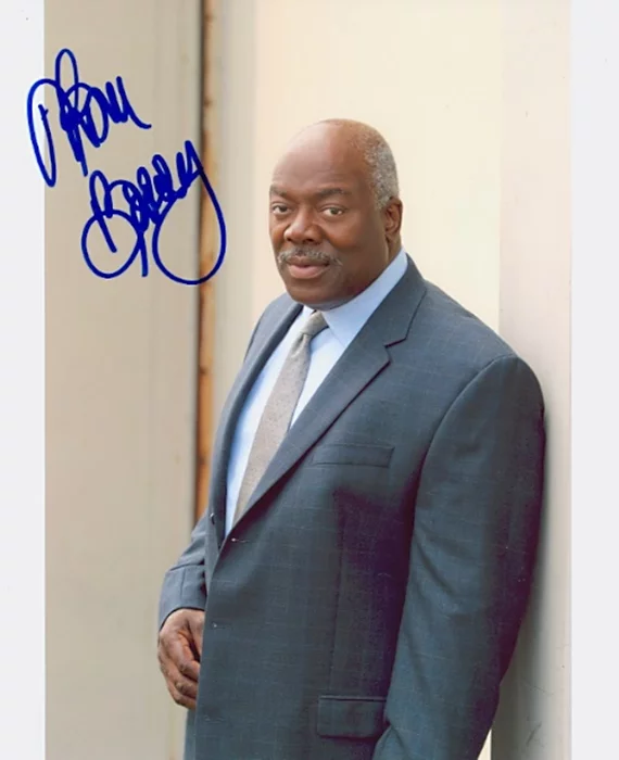 Thom Barry autograph