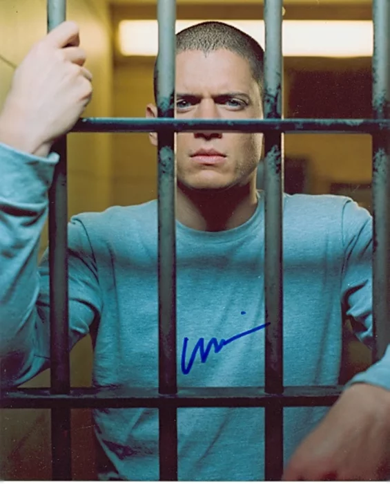 Wentworth Miller autograph