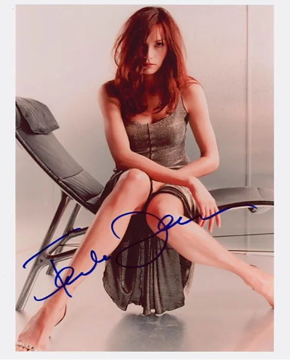 Famke Janssen autograph