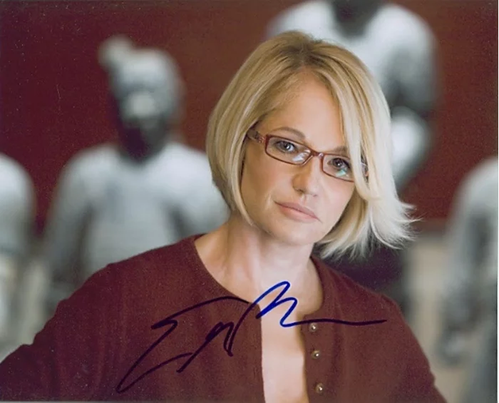Ellen Barkin autograph