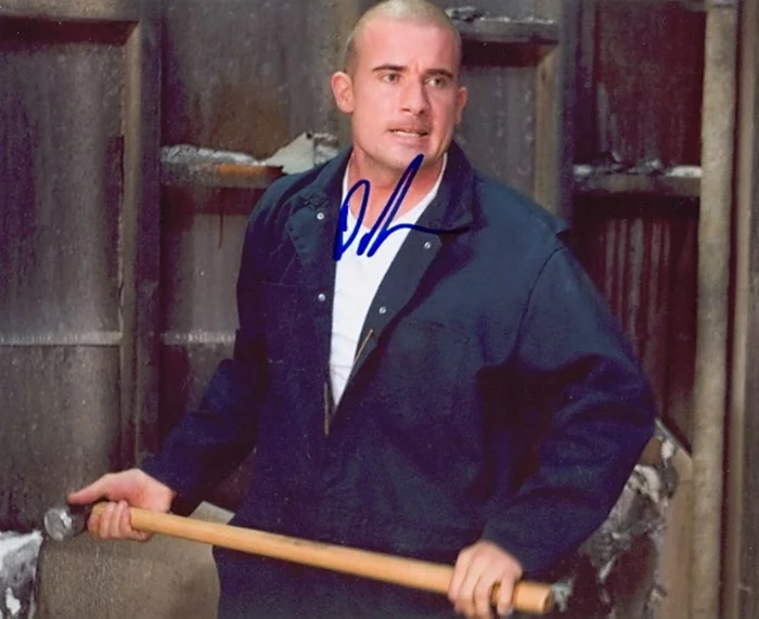 Dominic Purcell autograph