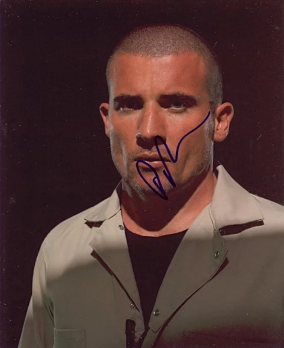 Dominic Purcell autograph