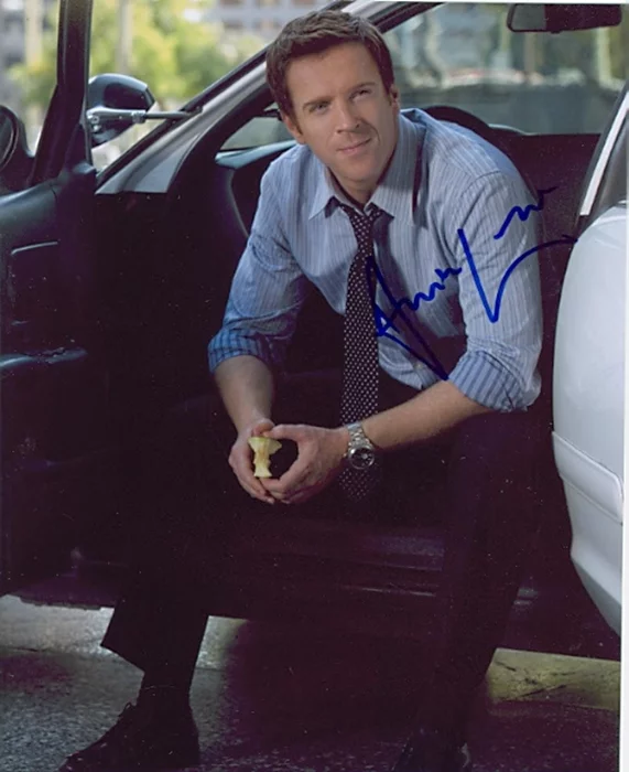 Damian Lewis autograph