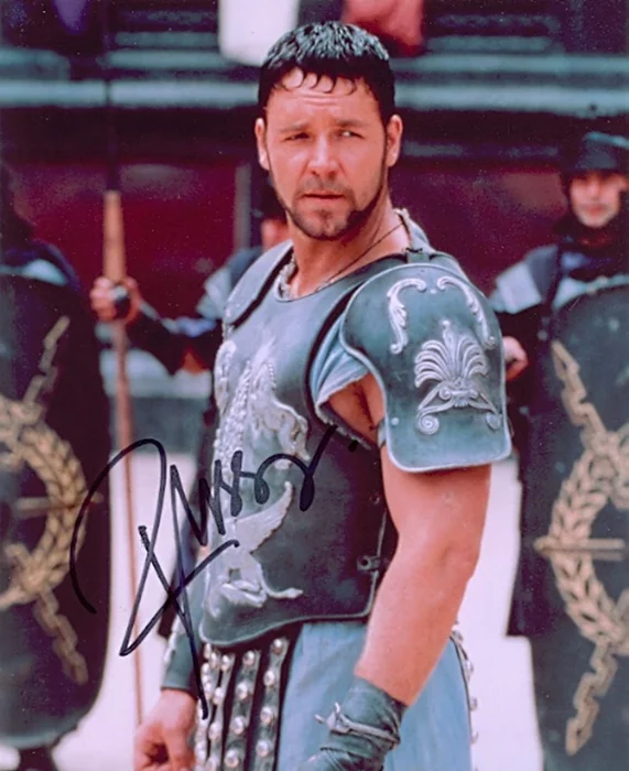 Russell Crowe autograph