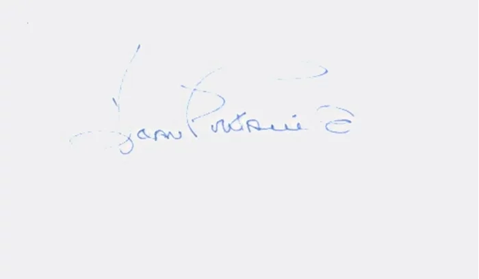 Joan Fontaine autograph