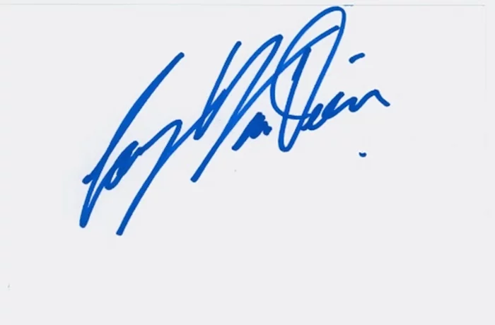Casper Van Dien autograph