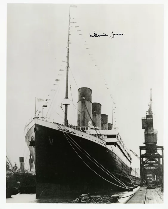 Millvina Dean autograph