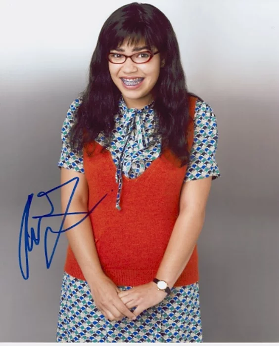 America Ferrera autograph