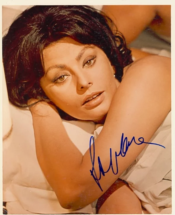 Sophia Loren autograph