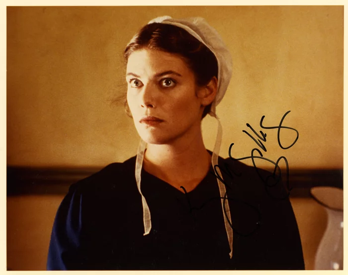 Kelly McGillis autograph