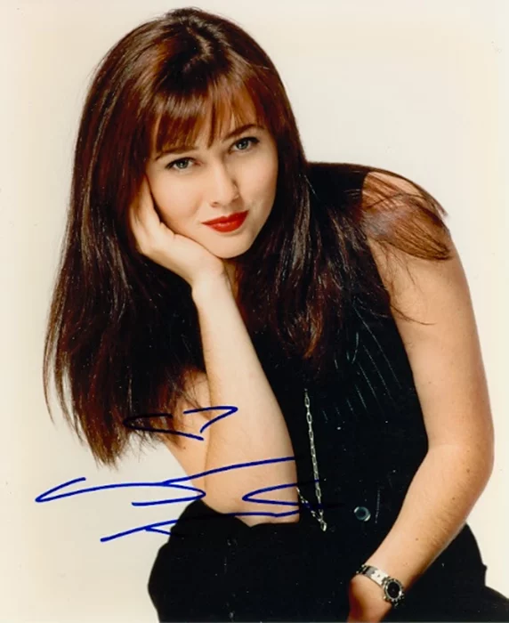 Shannen Doherty autograph