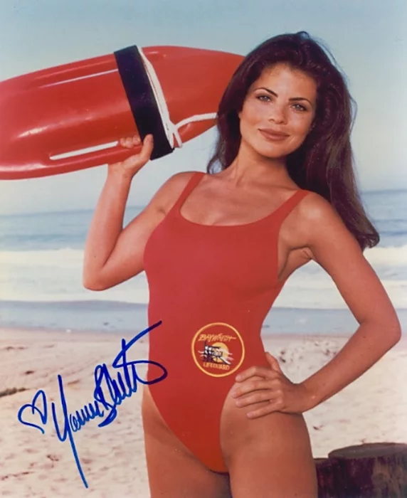 Yasmine Bleeth autograph