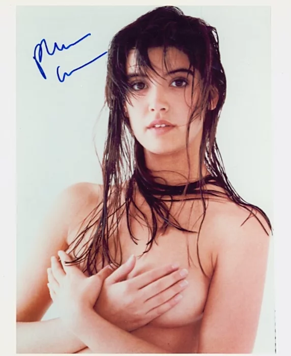 Phoebe Cates autograph
