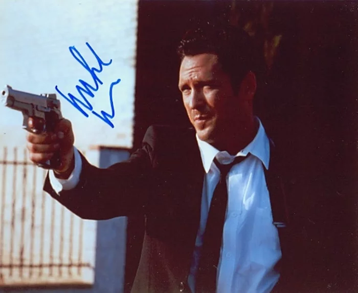 Michael Madsen autograph