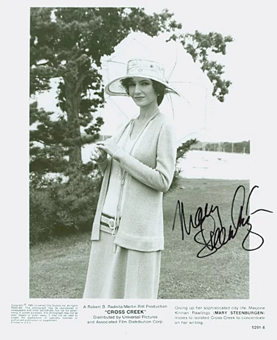 Mary Steenburgen autograph
