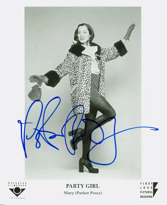 Parker Posey autograph