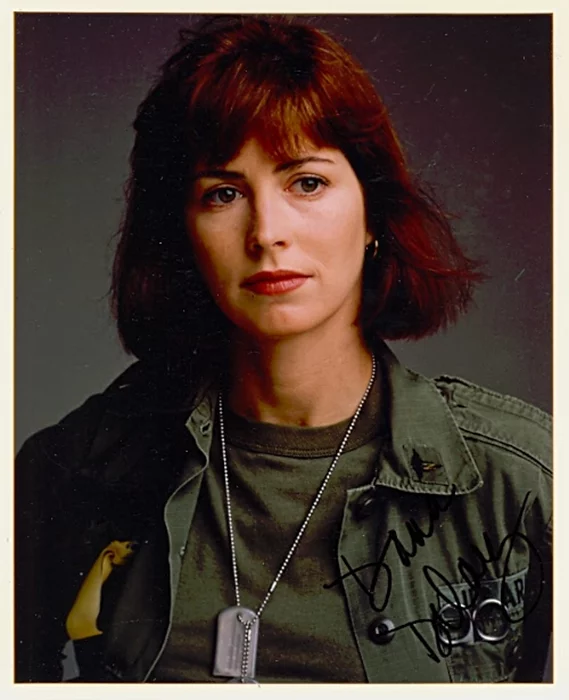 Dana Delany autograph