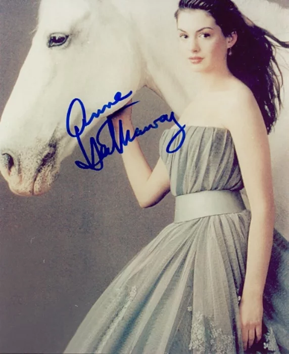 Anne Hathaway autograph