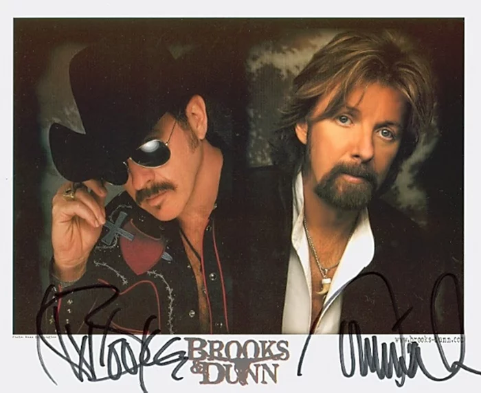 Brooks & Dunn autograph