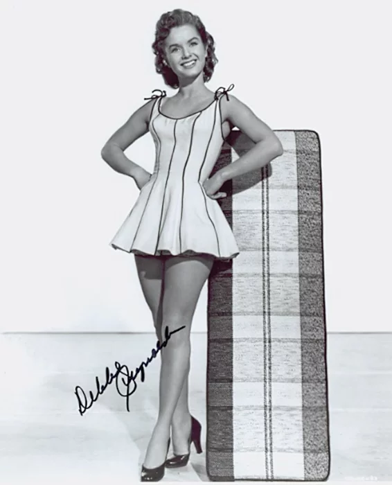 Debbie Reynolds autograph
