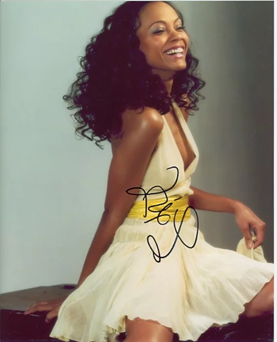 Zoe Saldana autograph