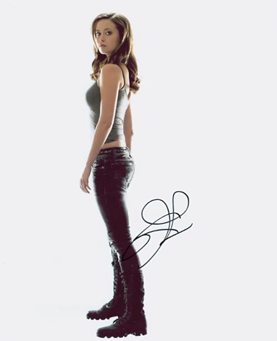 Summer Glau autograph