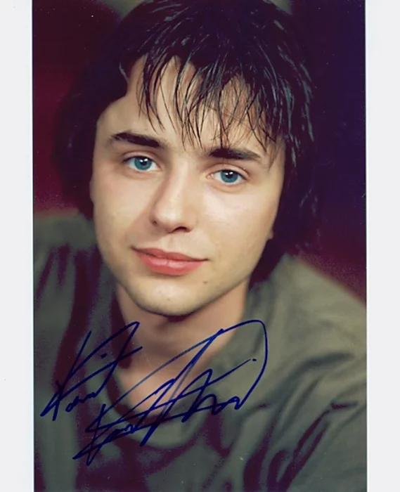 Vincent Kartheiser autograph