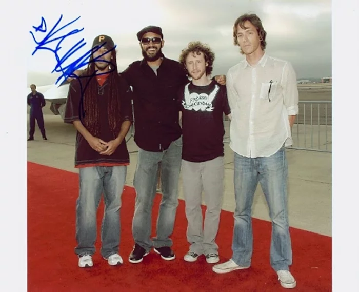 Chris Kilmore autograph