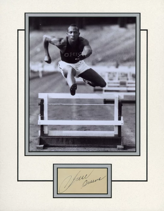 Jesse Owens autograph